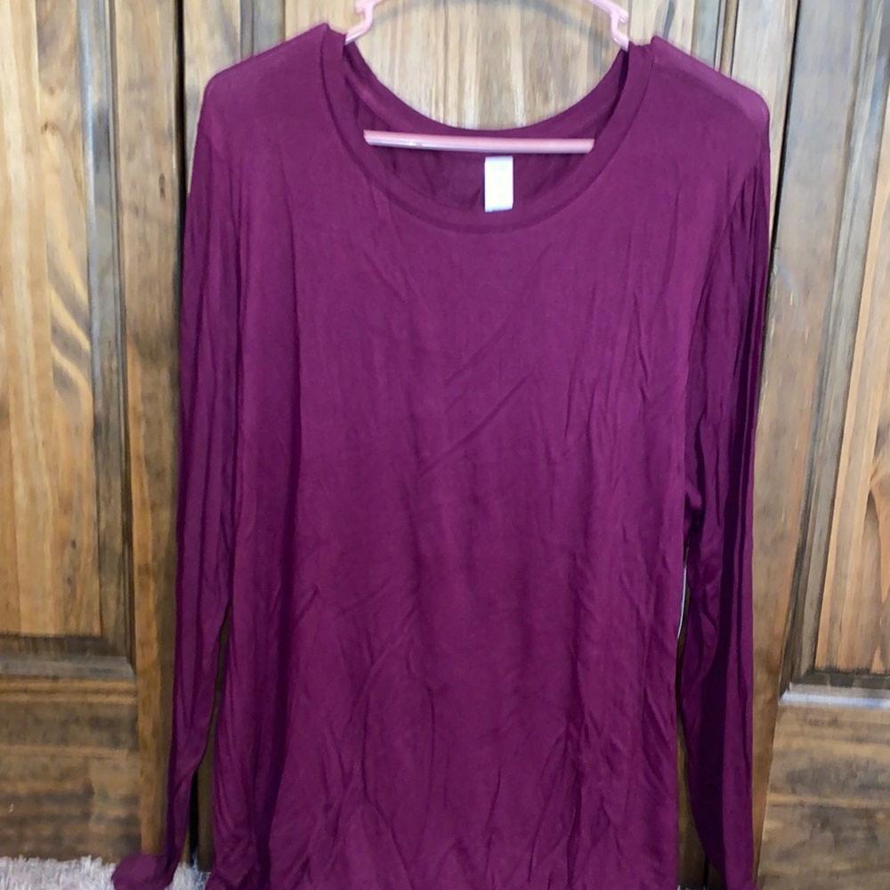 new with tags long sleeve